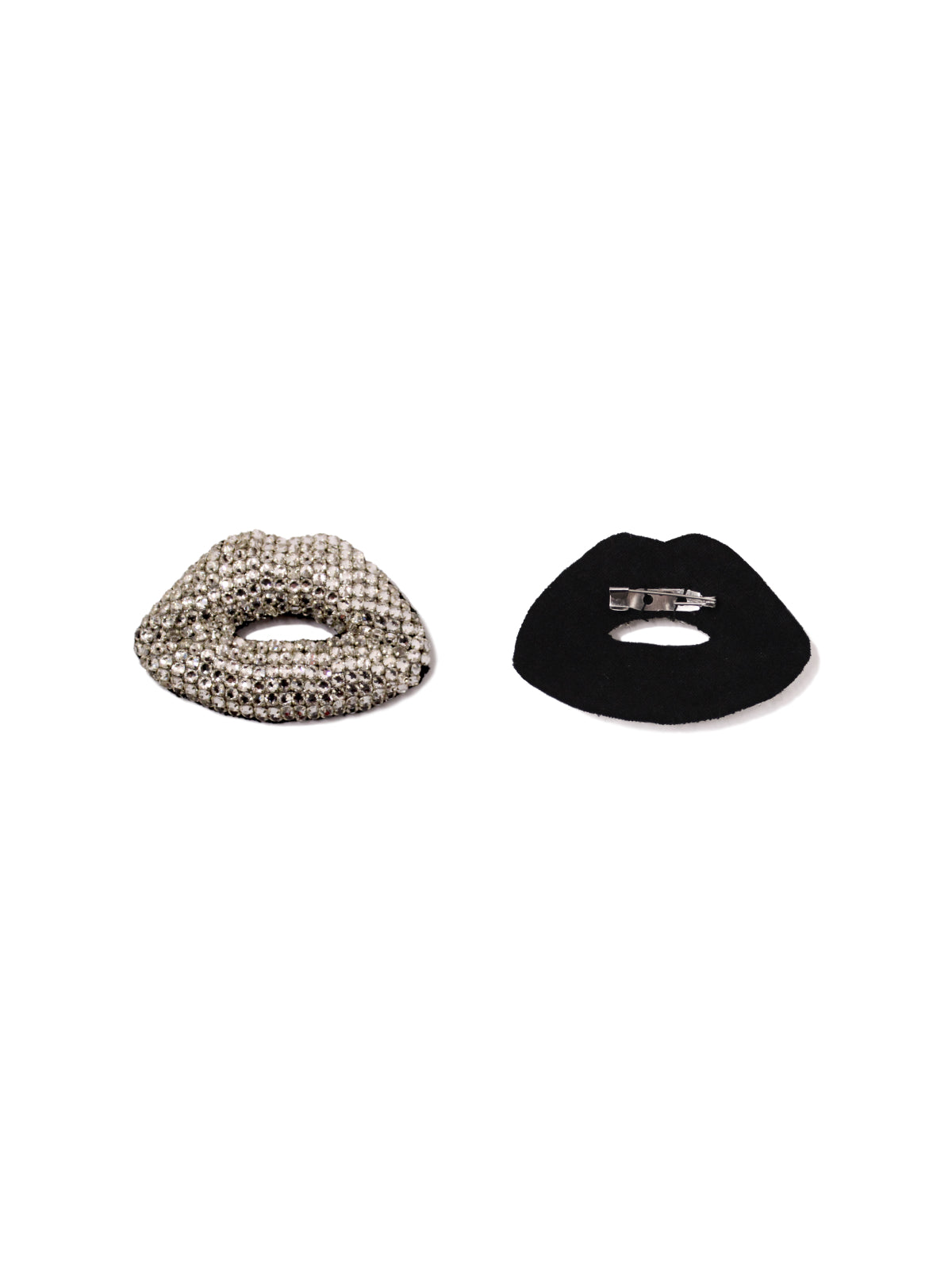 SILVER LIP BROCHE