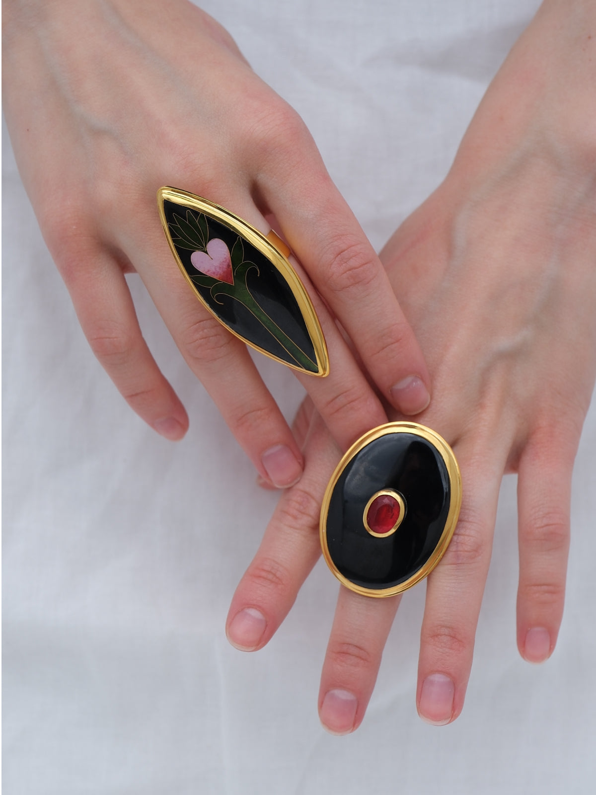 Black Ring With Pink Stone