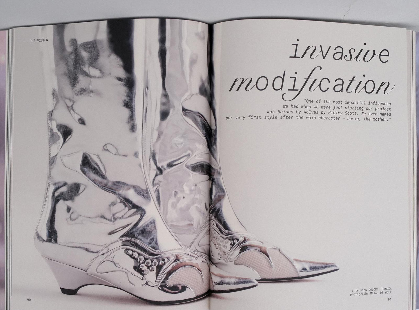 MAGAZINE "Vision Undressed"