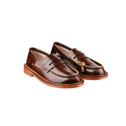 Brown mocassin with gold zipp