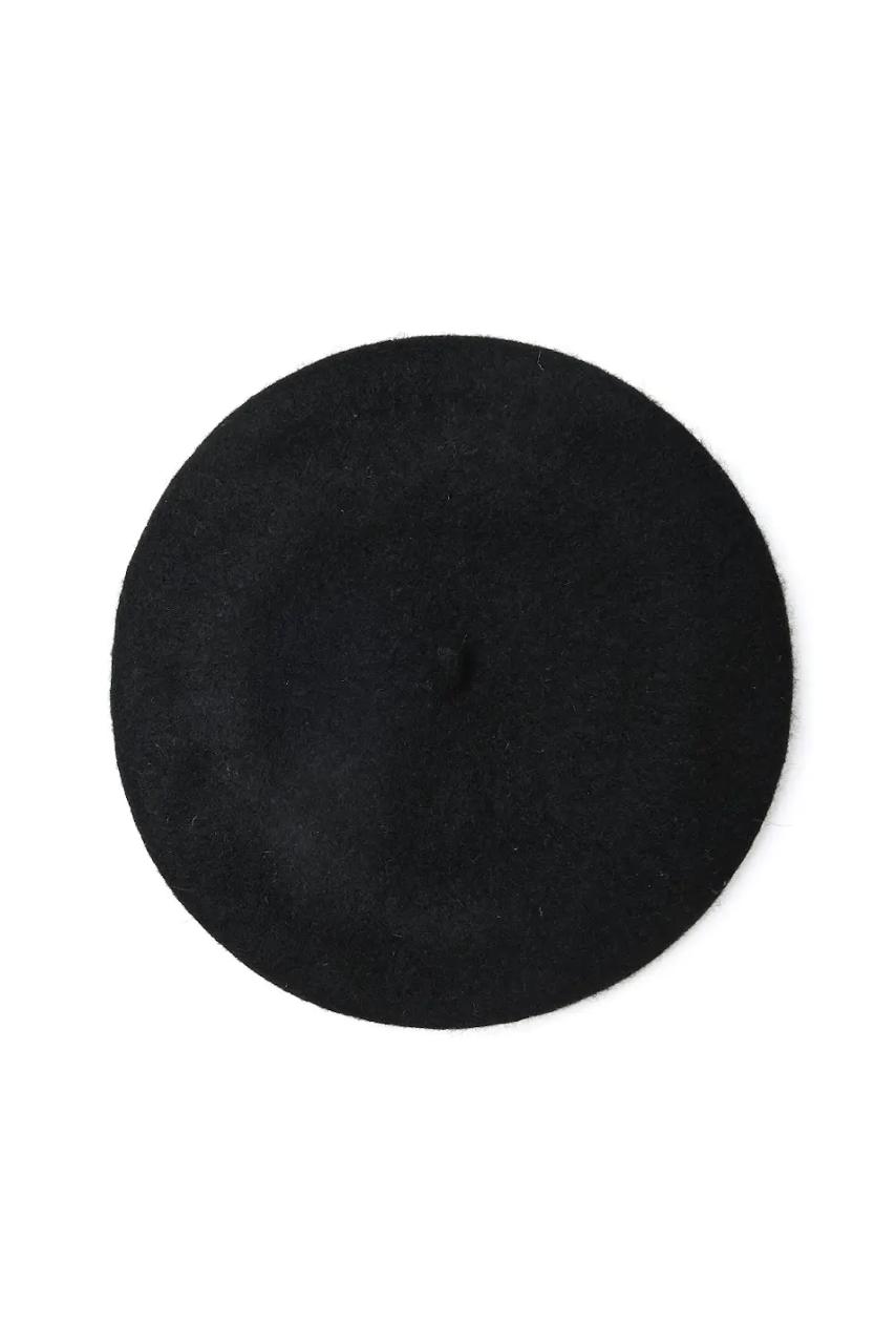 PLAQUE EMBELLISHED WOOL BERET