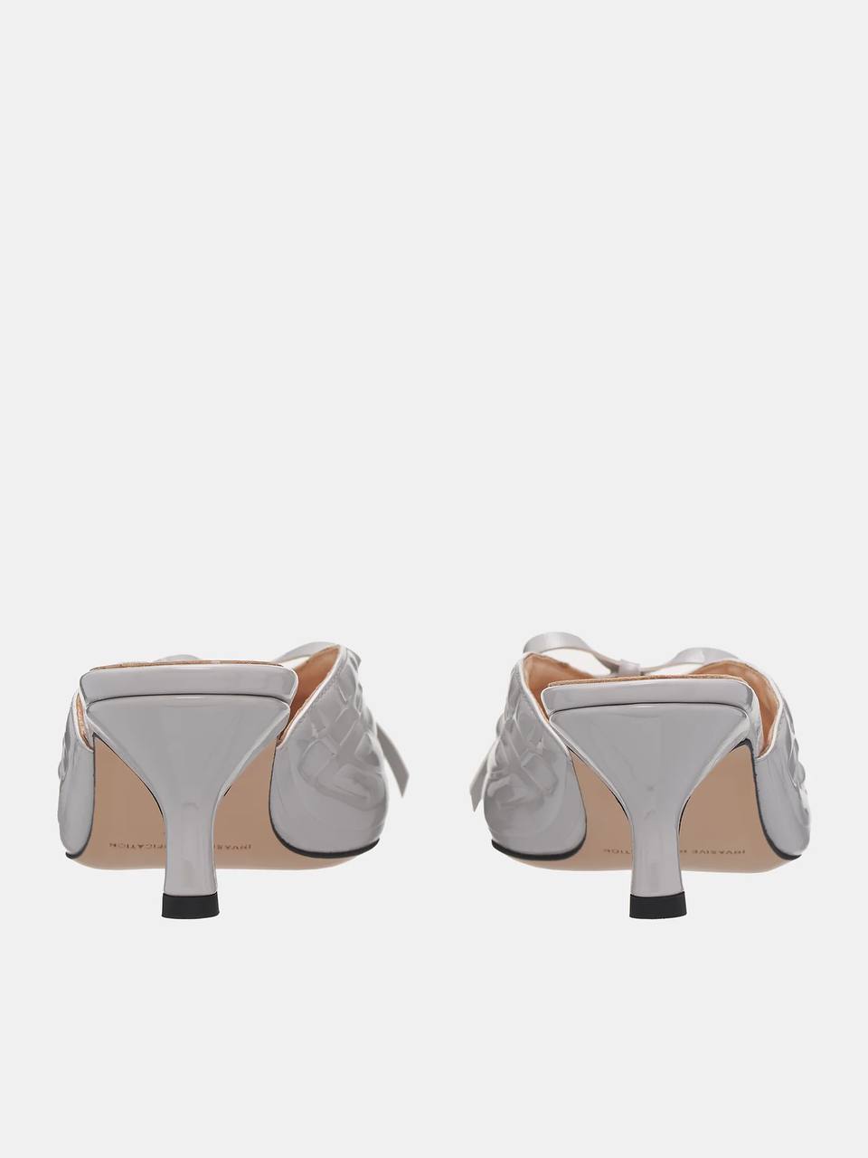 Pumps in light grey