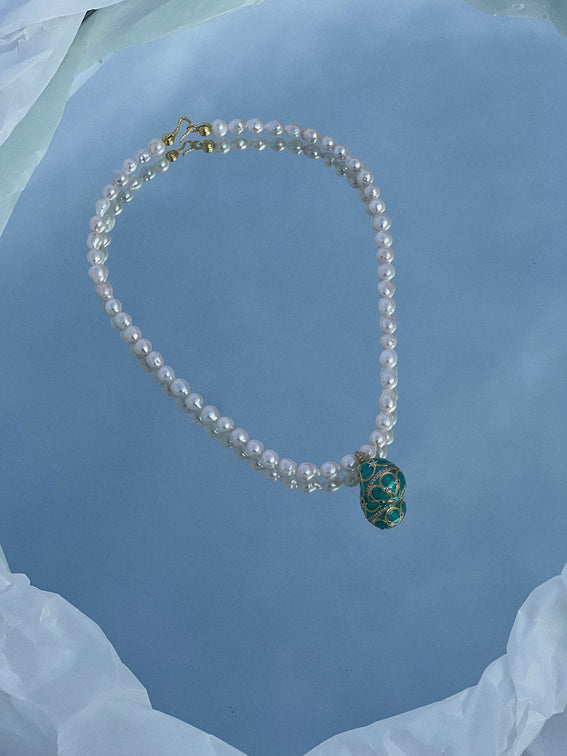 Pearl Necklace with Turquoise Detail