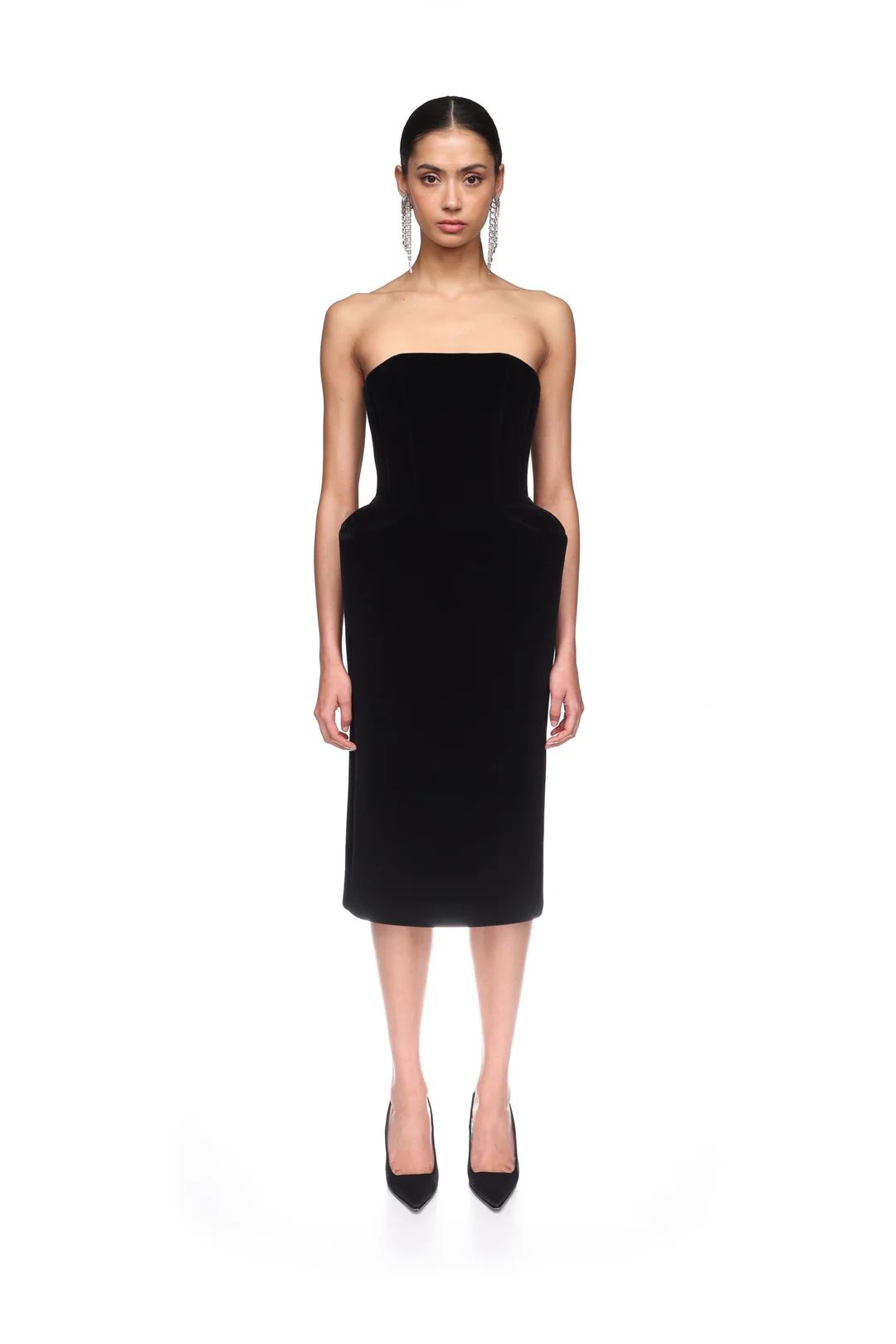 PADDED HIP DETAIL STRAPLESS MIDI VELVET DRESS