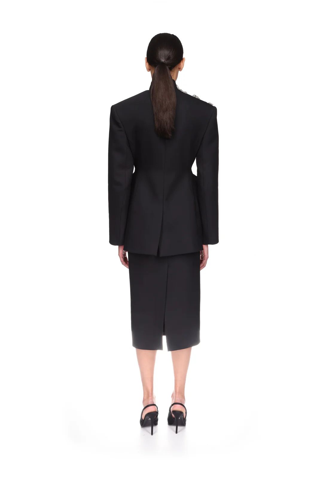 CRYSTAL BROOCH EMBR DETAIL HOURGLASS SHAPE JACKET