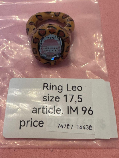 Lili archive leopard ring with different stones