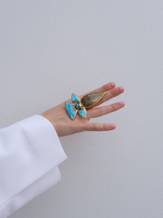 Leaf Shaped Ring With Blue Stone