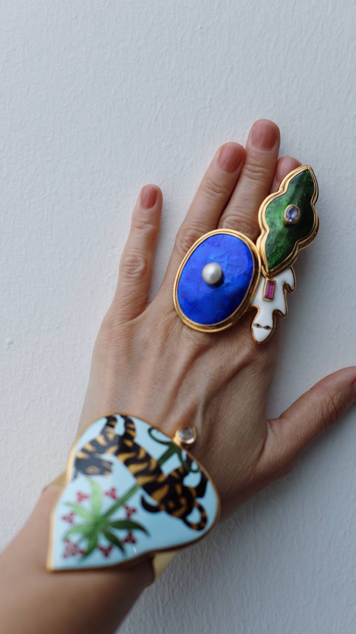 Green Ring With Purple Round Stone