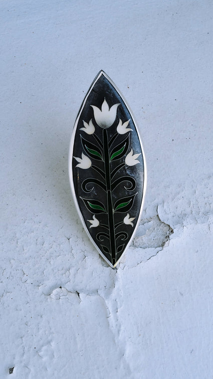 Midnight bloom ring