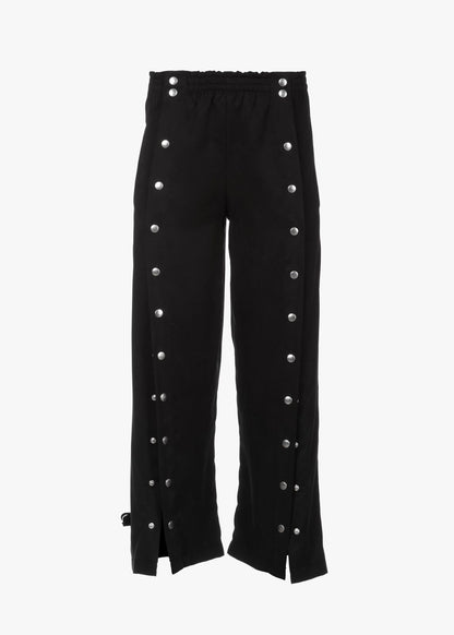 Snap buttons trousers