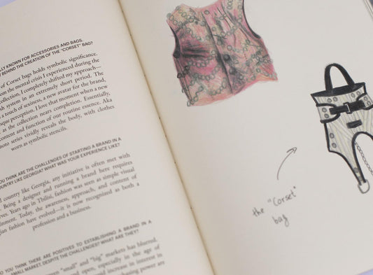 MAGAZINE "Vision Undressed"