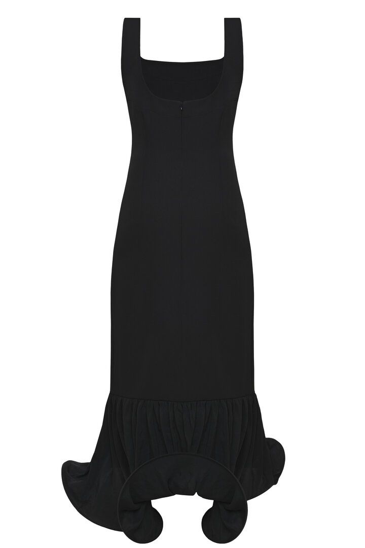 Circle-bottomed dress in black
