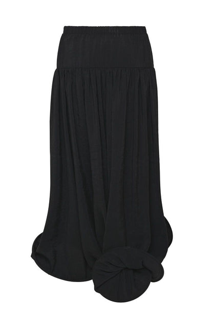 Circle-bottomed skirt