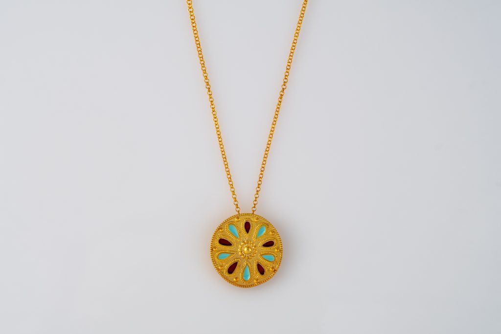 Round necklace with colorful details