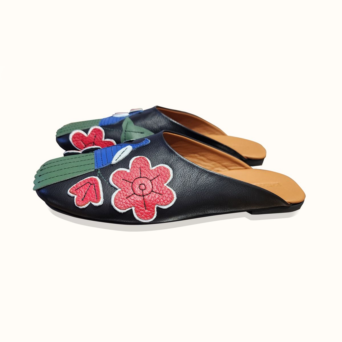 KOKOSHA MULES black