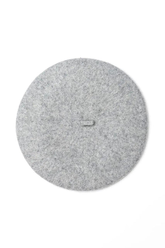 PLAQUE EMBELLISHED WOOL BERET