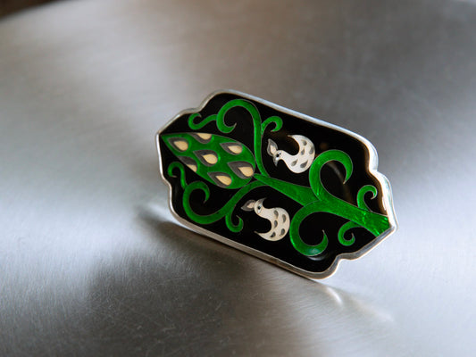 Gongli Big Black Ring With Green Details
