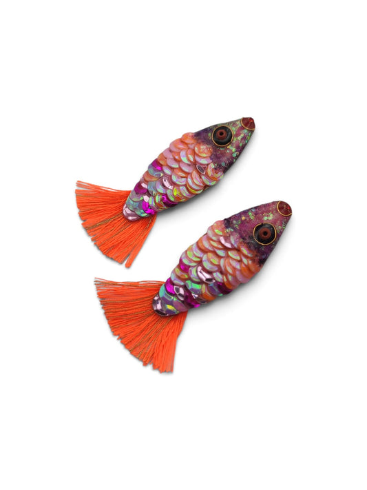 Big fish earrings with thread