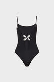 Chilla petal one-piece  one flower