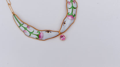 Necklace with diamonds and pink mahenge spinel stone