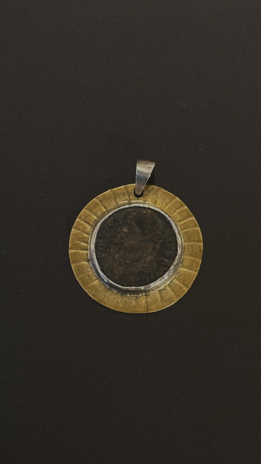 COIN PENDANT VALERIUS LICINIUS