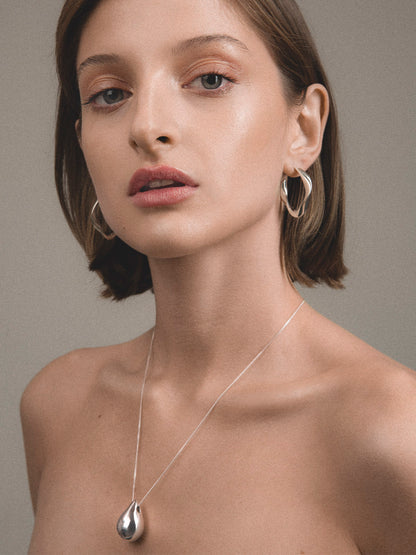 Silver twisted earrings