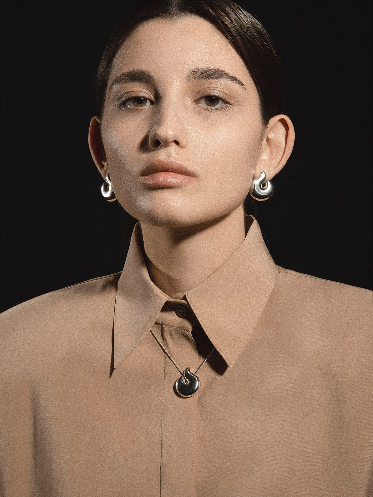 Soft flame silver earring