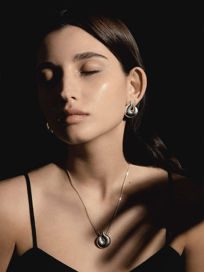 Soft flame silver earring